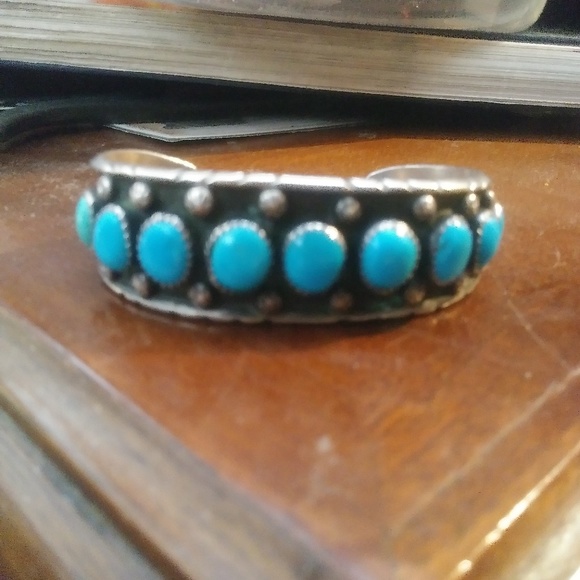 ZUNIE Jewelry - ZUNI BRACELET 9 STONES STERLING SIGNED  ML